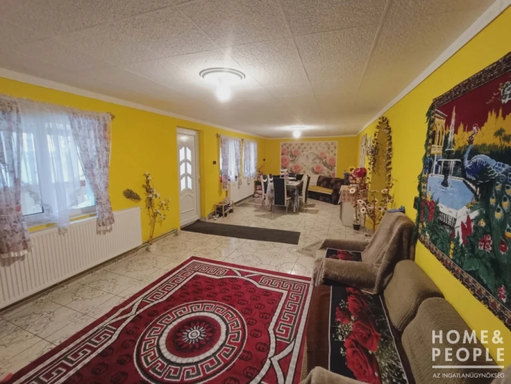 Eladó családi ház, Kistelek