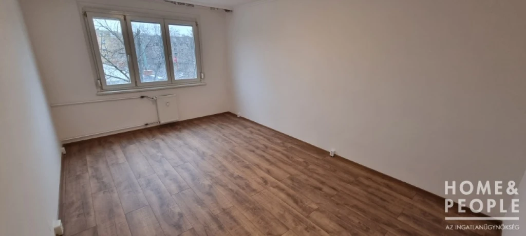 Felújított 3 szobás lakás