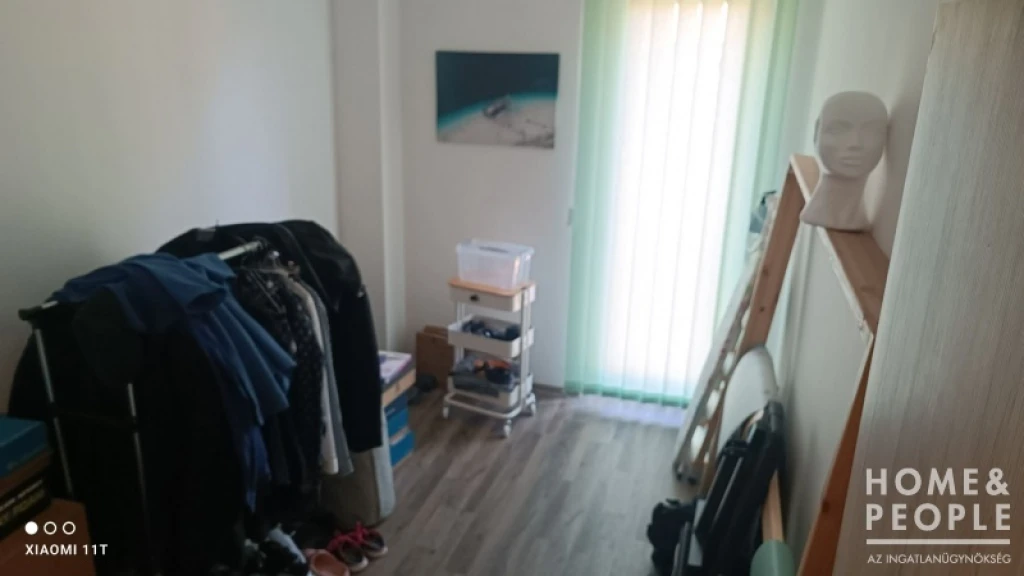 Eladó tégla lakás a Párizsi körúton!