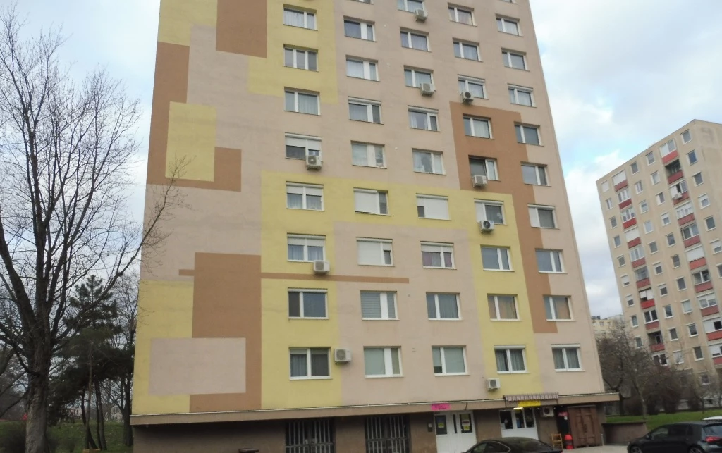 Kiadó panellakás, Nyíregyháza, Május 1. tér