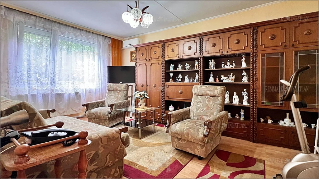 c3-2-name c2-20-name, Győr, Adyváros