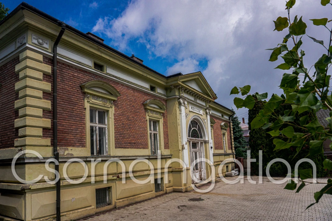 For sale store, Kapuvár