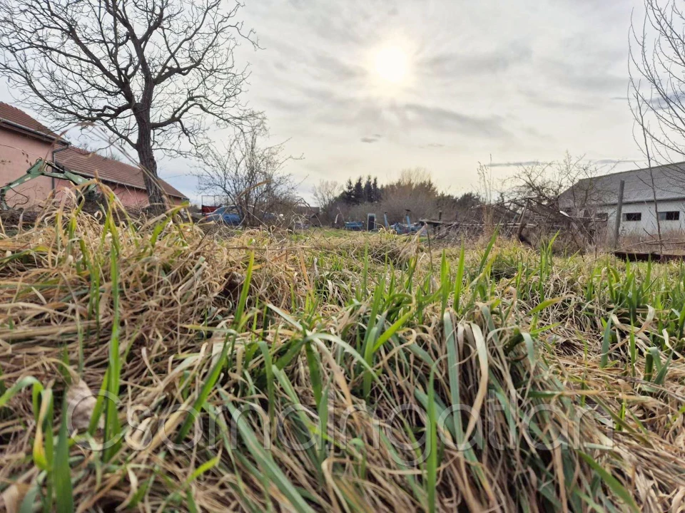 For sale building plot, Babót