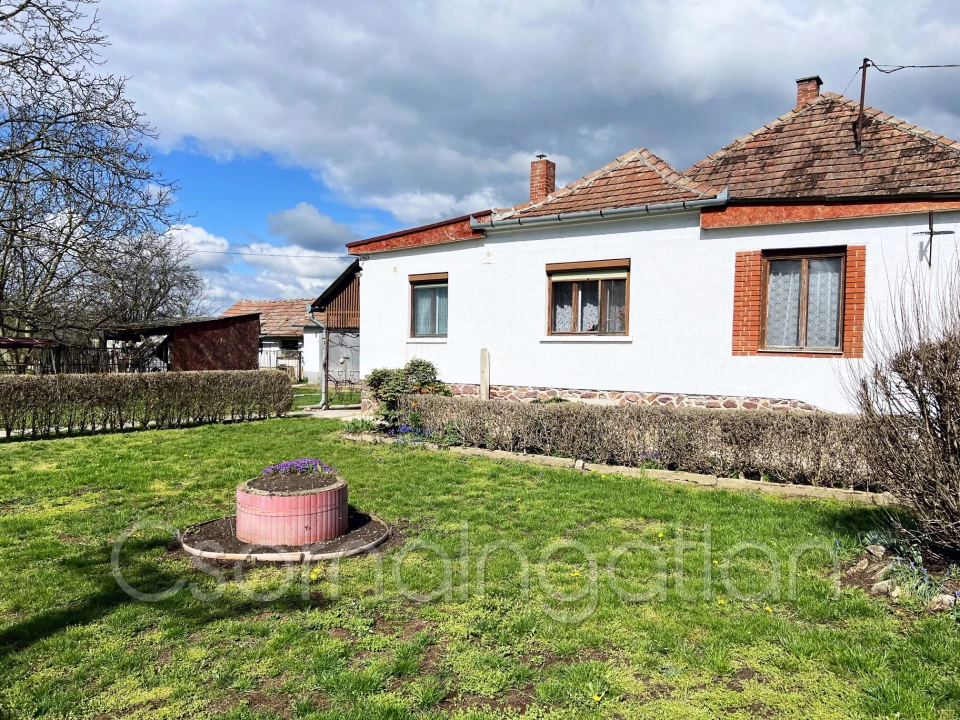 For sale house, Bogyoszló