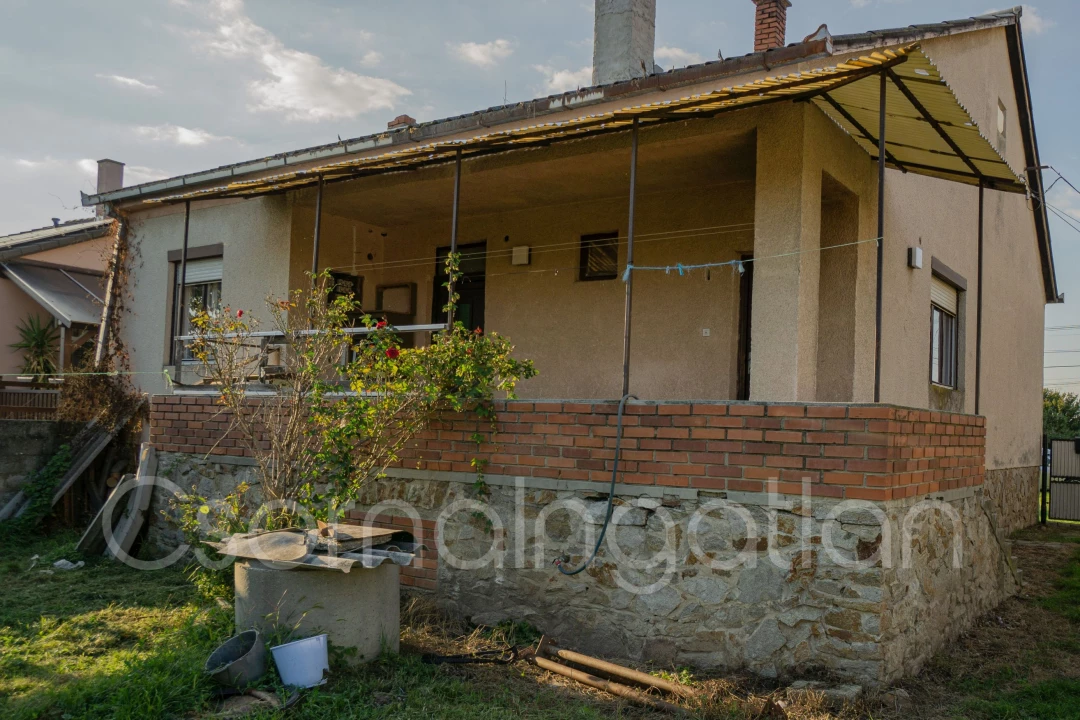 Eladó családi ház, Rábatamási