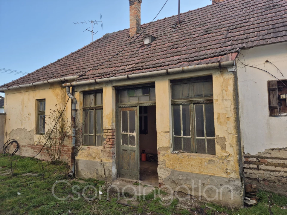 Eladó családi ház, Rábatamási