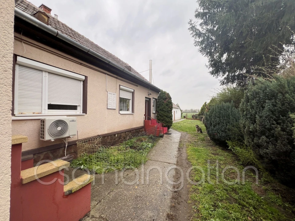 Eladó családi ház, Páli