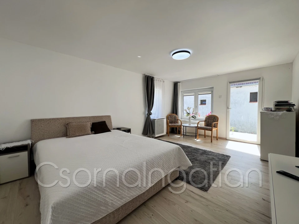 Eladó családi ház, Szany