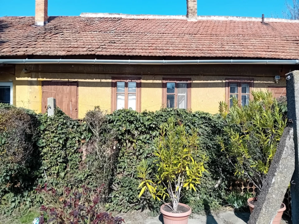 For sale part of a house property, Hódmezővásárhely