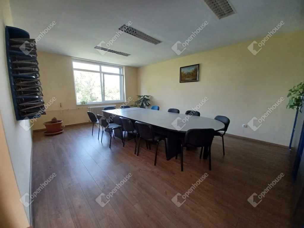 For rent office, office block, Debrecen