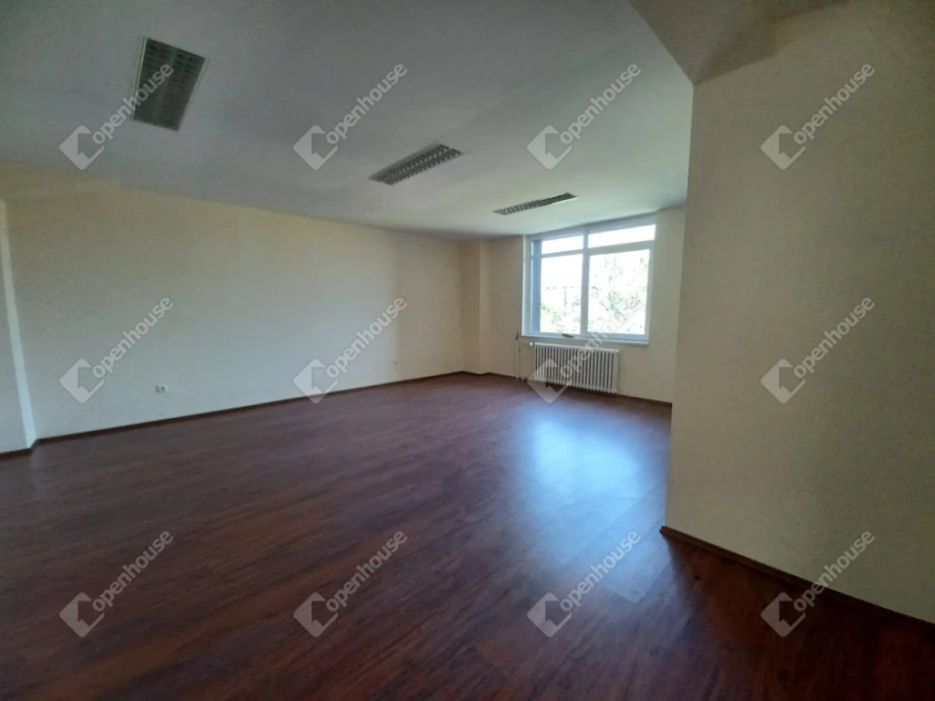 For rent office, office block, Debrecen