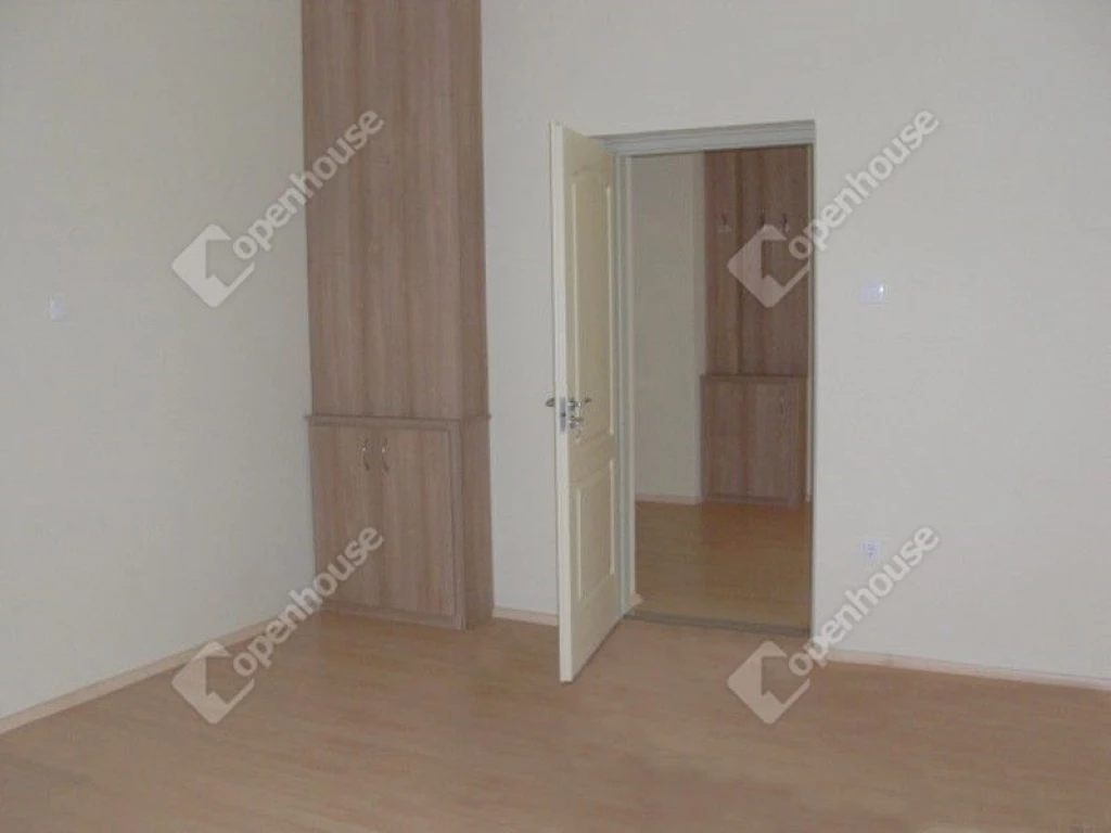 For rent office, office block, Debrecen