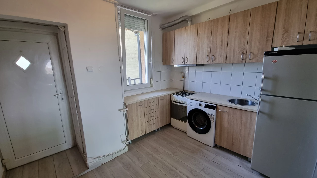 For rent brick flat, Debrecen