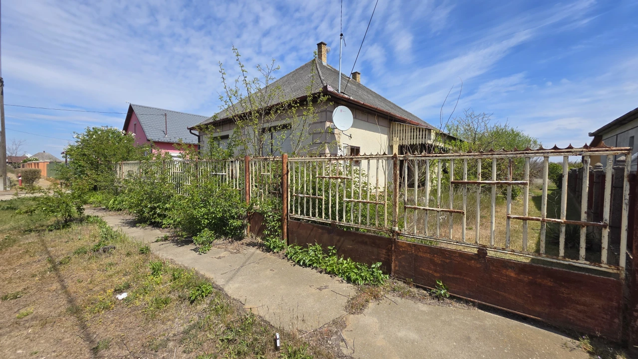 Eladó családi ház, Bököny, Vörösmarty utca 18