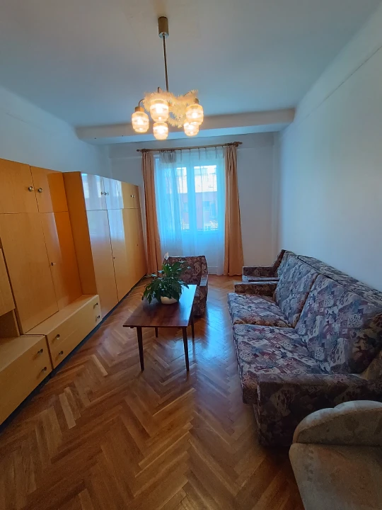 Eladó téglalakás, Székesfehérvár
