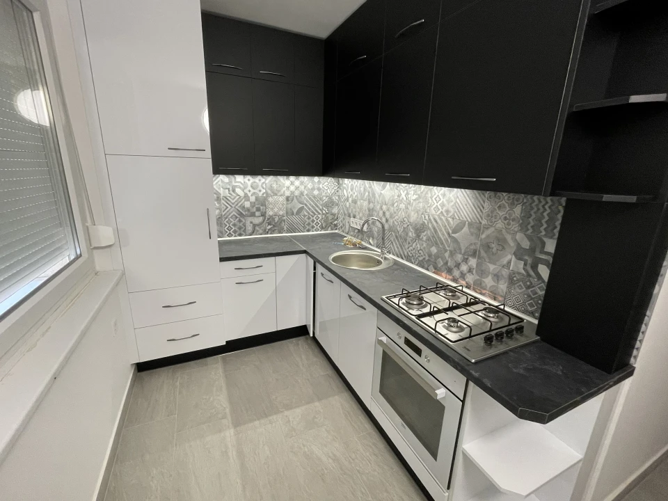 c3-2-name c2-20-name, Székesfehérvár