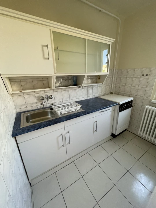 Kiadó téglalakás, Székesfehérvár