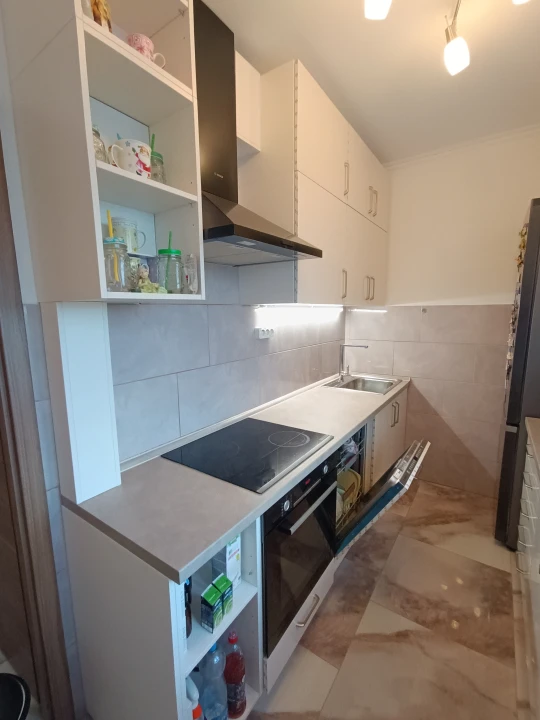 Eladó panellakás, Székesfehérvár