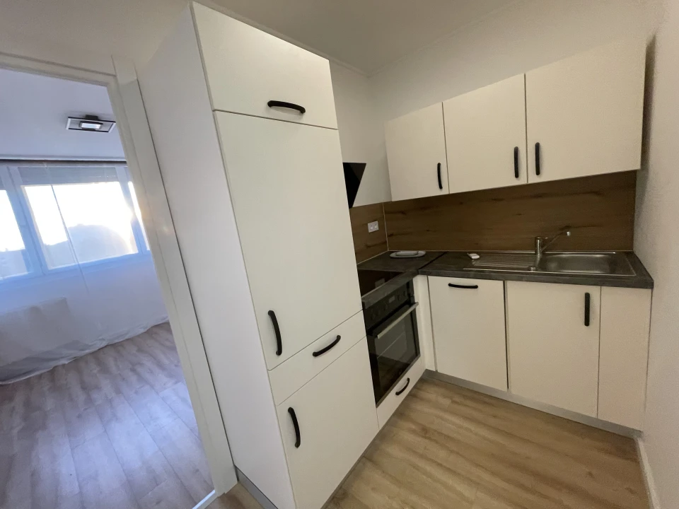 Eladó panellakás, Székesfehérvár