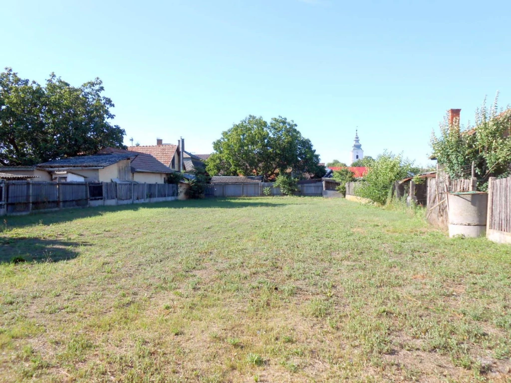 For sale building plot, Hajdúsámson, Városközpont