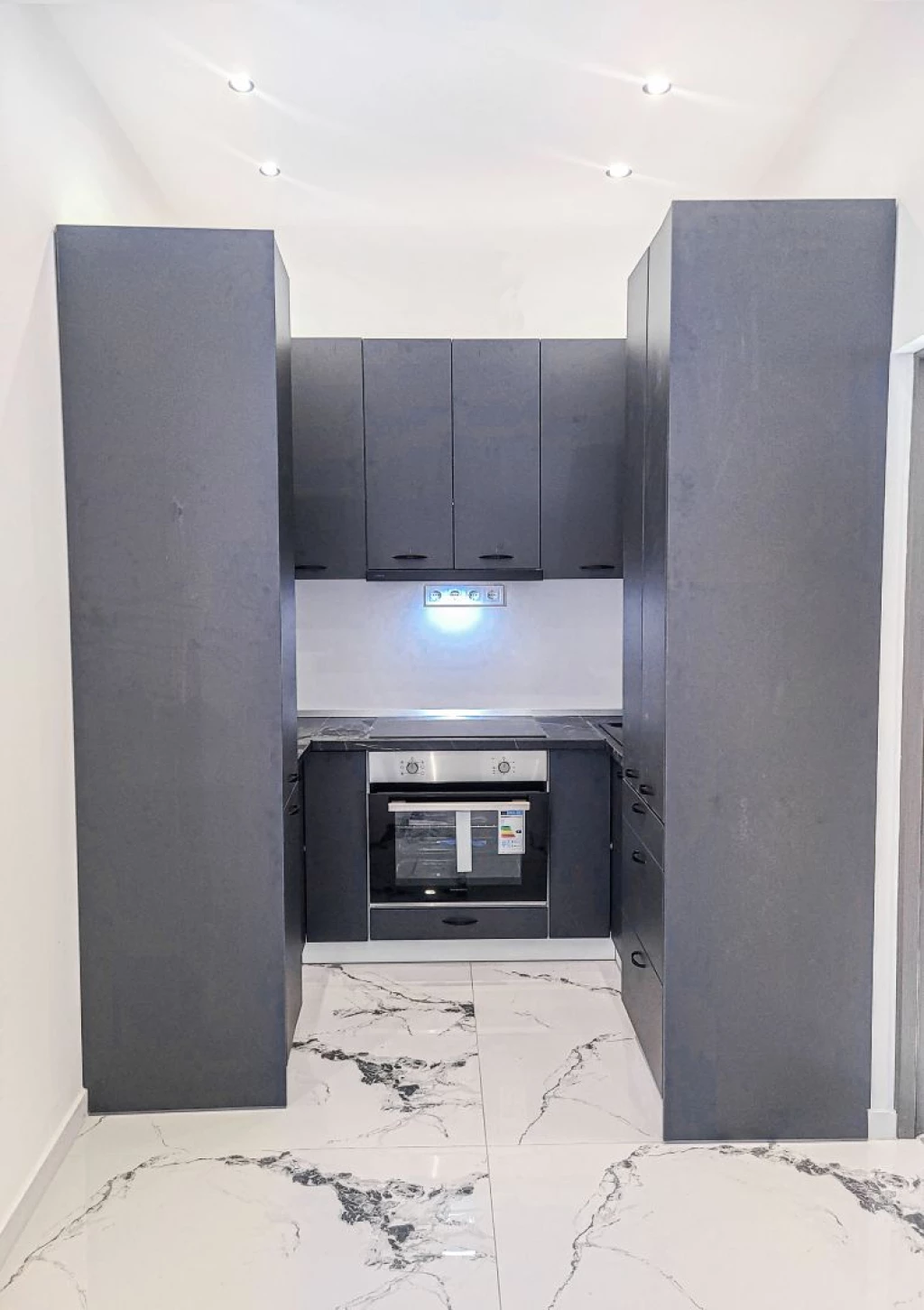 Kishegyesi úton, hőszigetelt, 60 m2-es, 2 szobás, önálló családi ház eladó, 600 m2 telken!