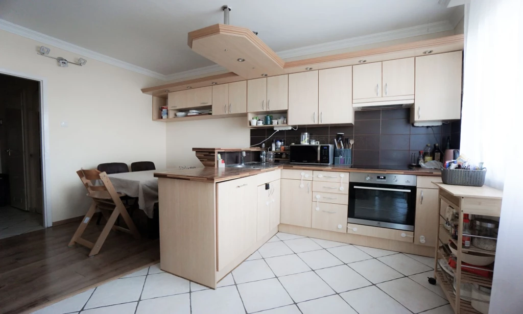 For sale panel flat, Debrecen