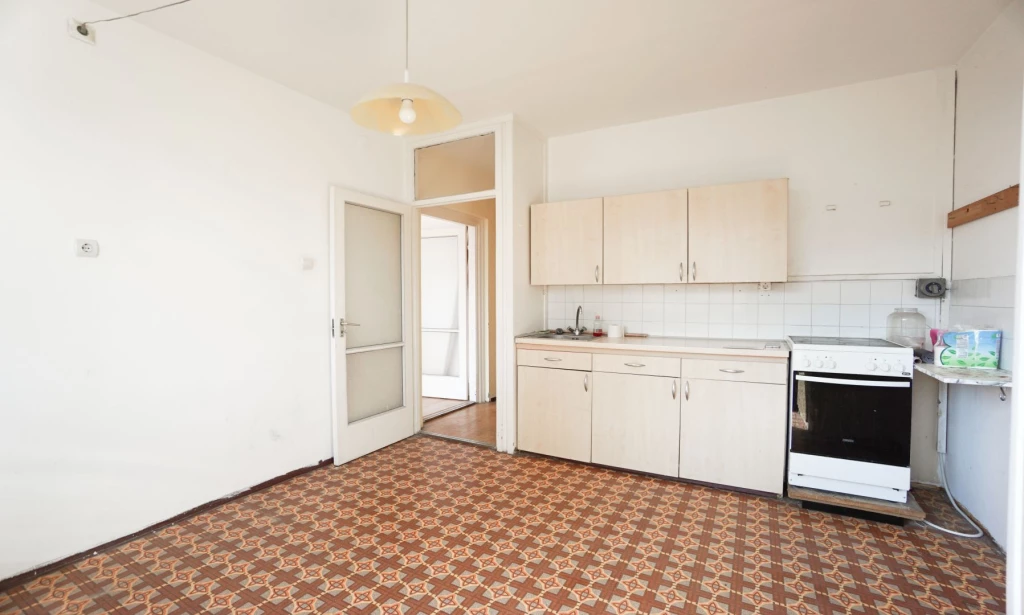 For sale panel flat, Debrecen