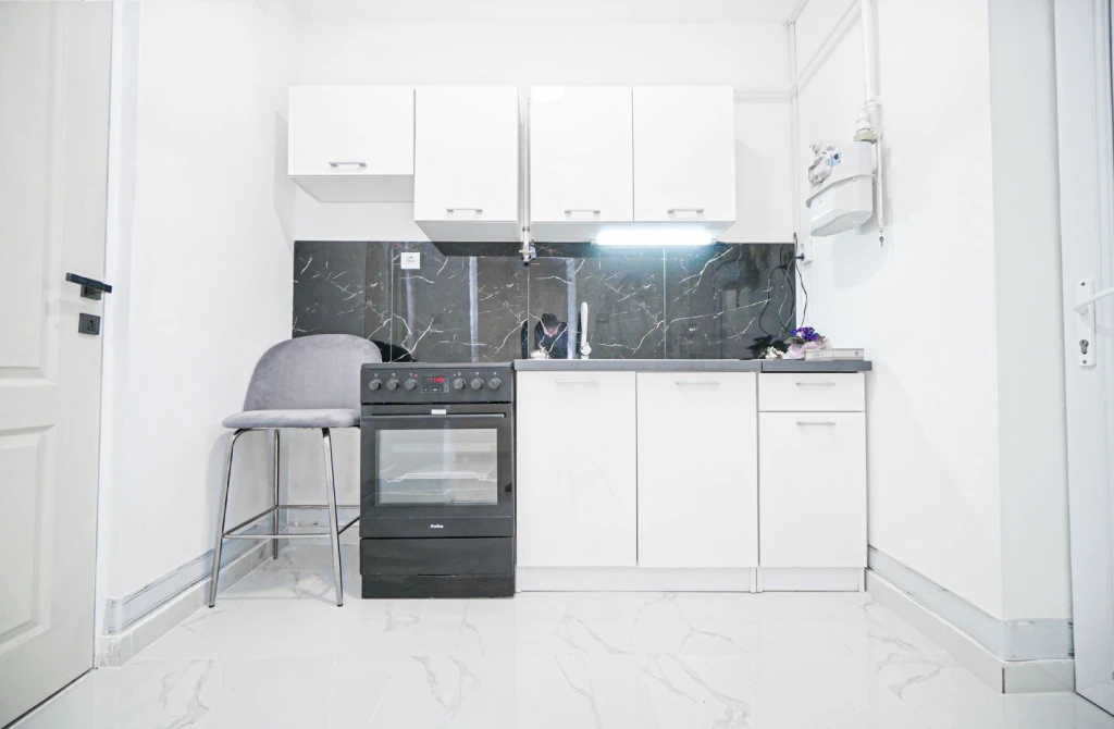 c3-1-name c2-5-name, Debrecen, Nagyerdőalja