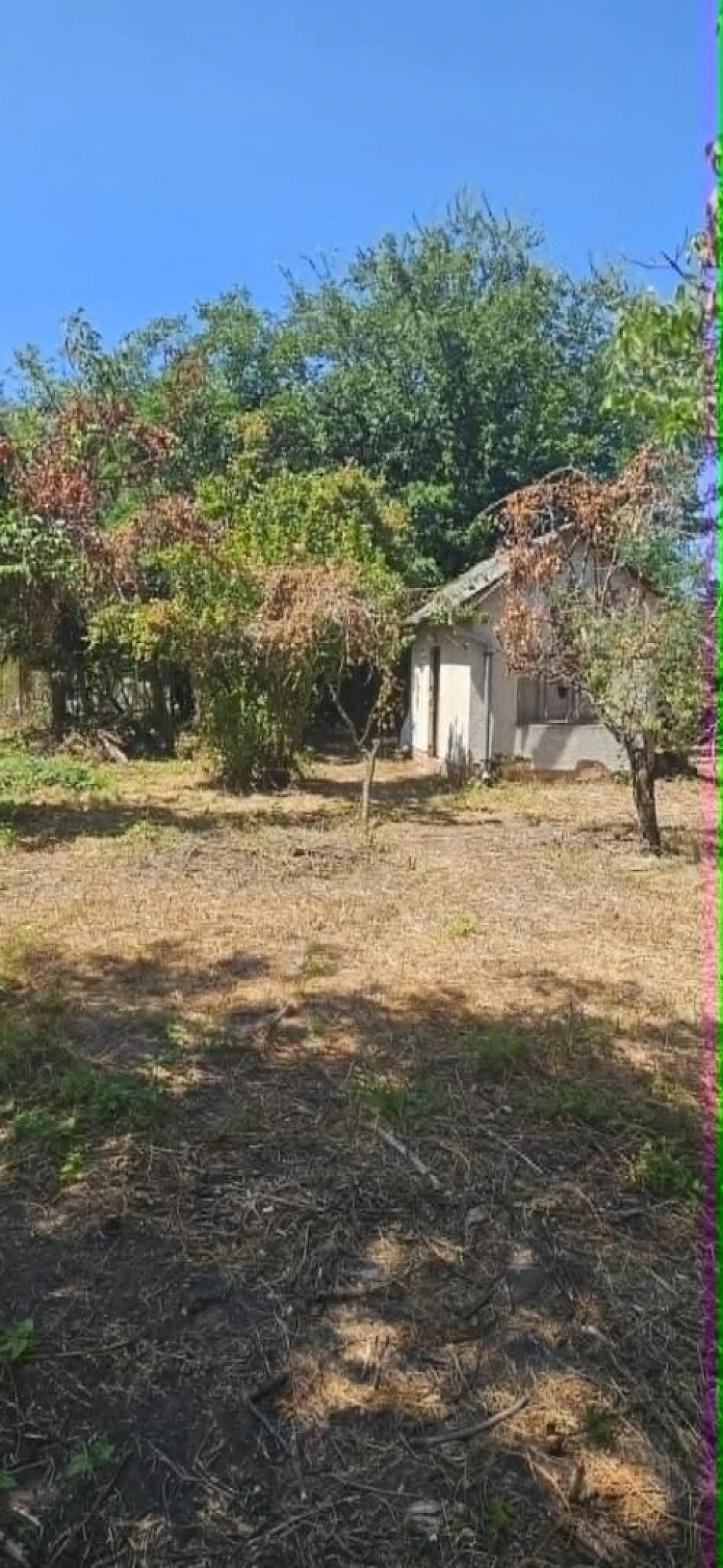 Kondoroskertben 1425 m2 zártkerti telek eladó