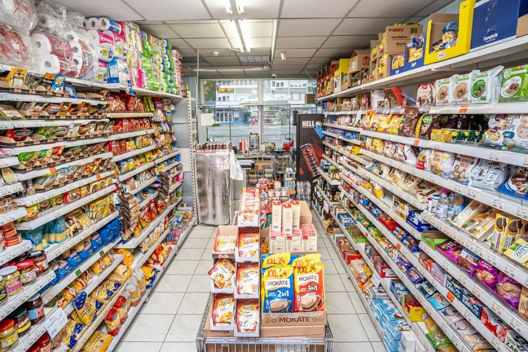 For sale store, Nyíregyháza, Ferenc körút