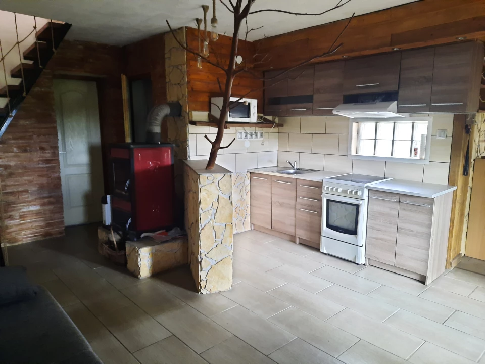 Eladó családi ház, Pécs