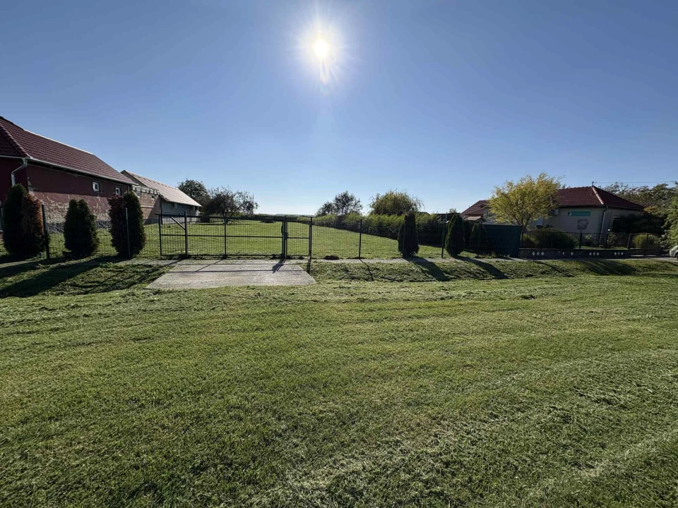 For sale building plot, Hobol