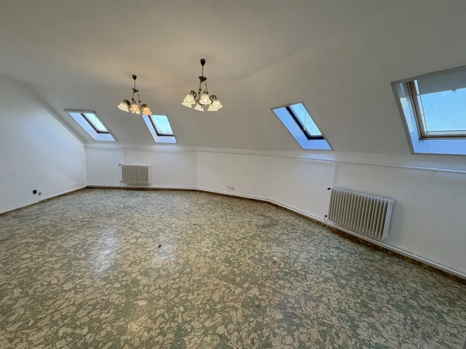 Kiadó azonnali iroda, Kaposvár