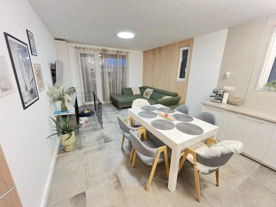 Kiadó téglalakás, Balatonlelle