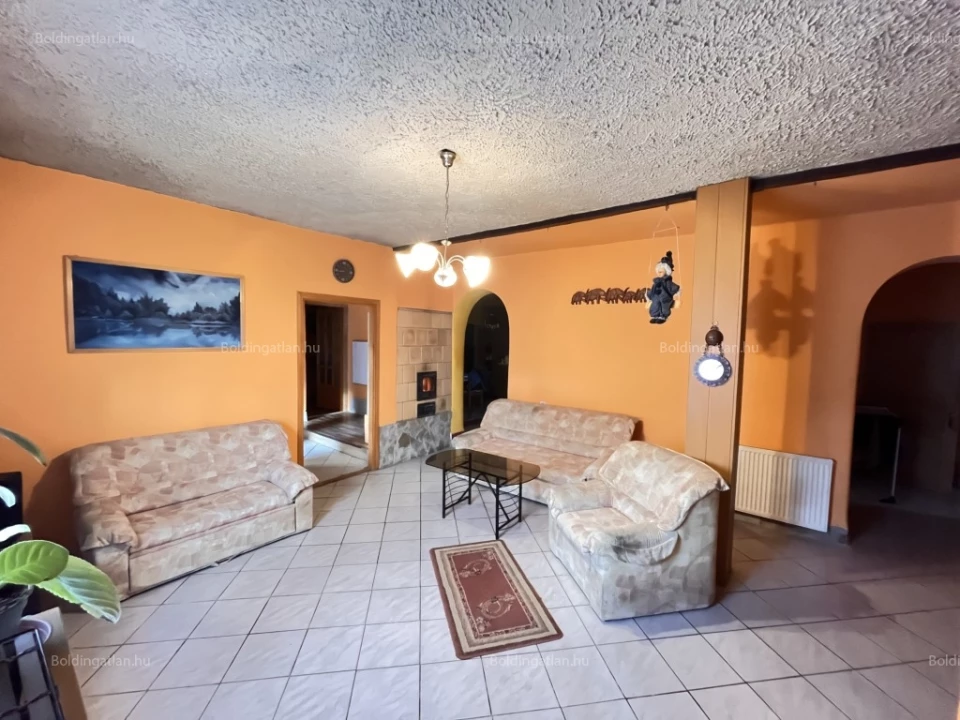 Eladó családi ház, Taszár