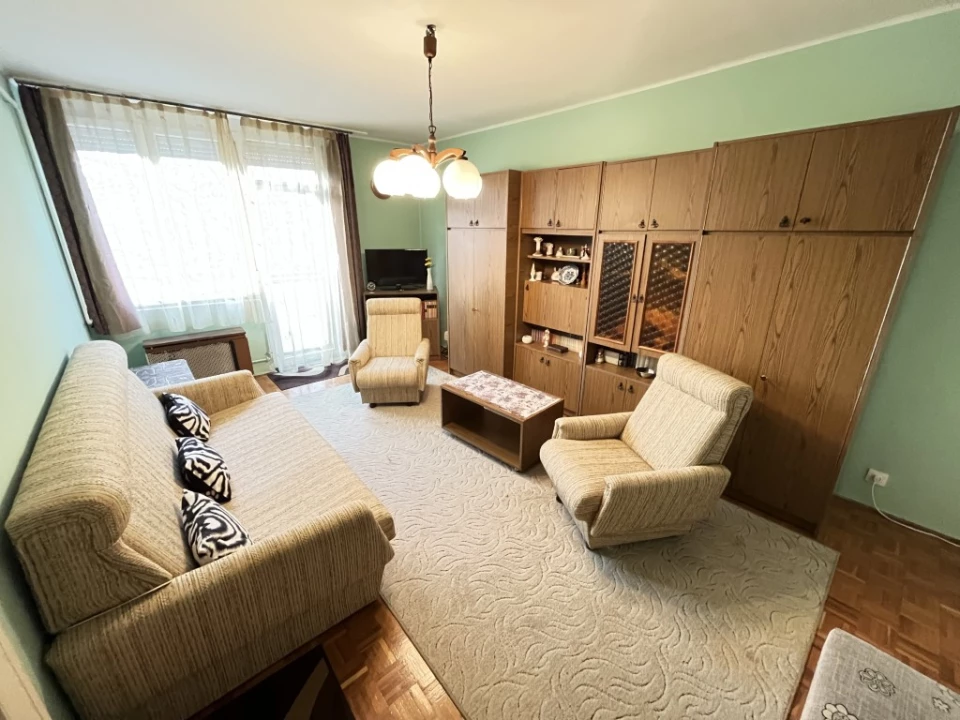 Eladó téglalakás, Kaposvár