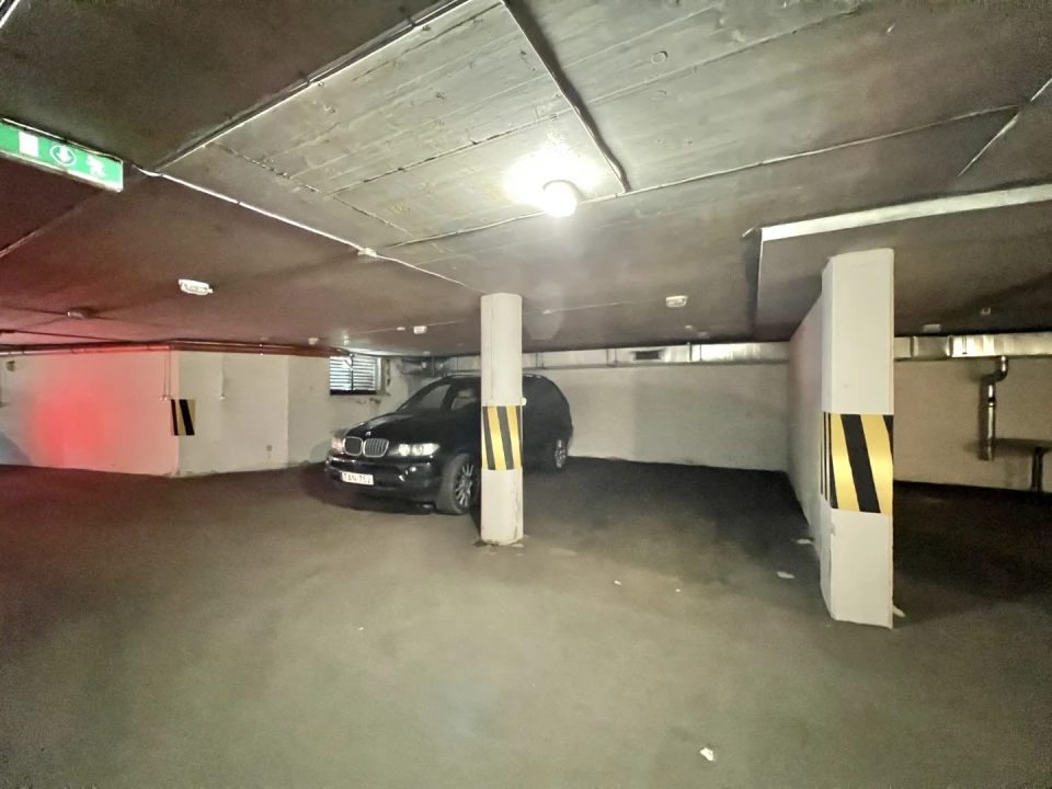 Kiadó teremgarázs, Kaposvár