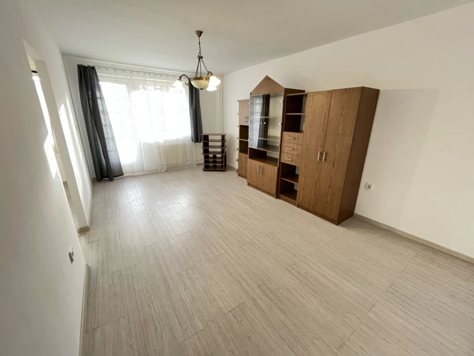 Kiadó panellakás, Kaposvár, Kossuth Lajos utca