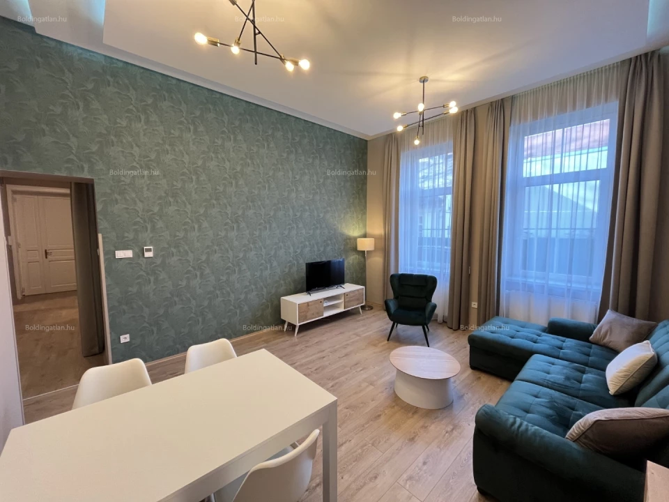 Kiadó téglalakás, Kaposvár