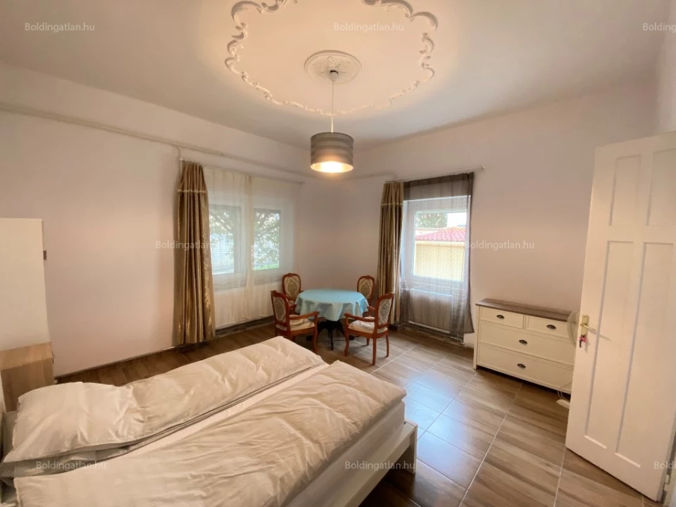 Eladó családi ház, Kaposvár