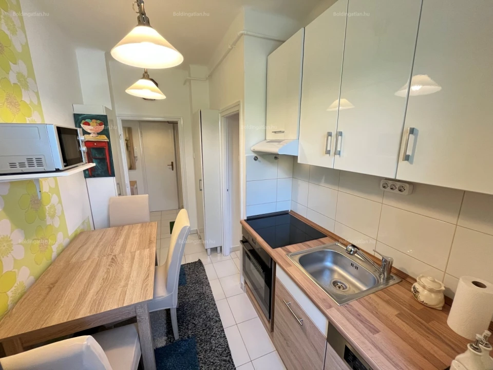 c3-2-name c2-19-name, Kaposvár