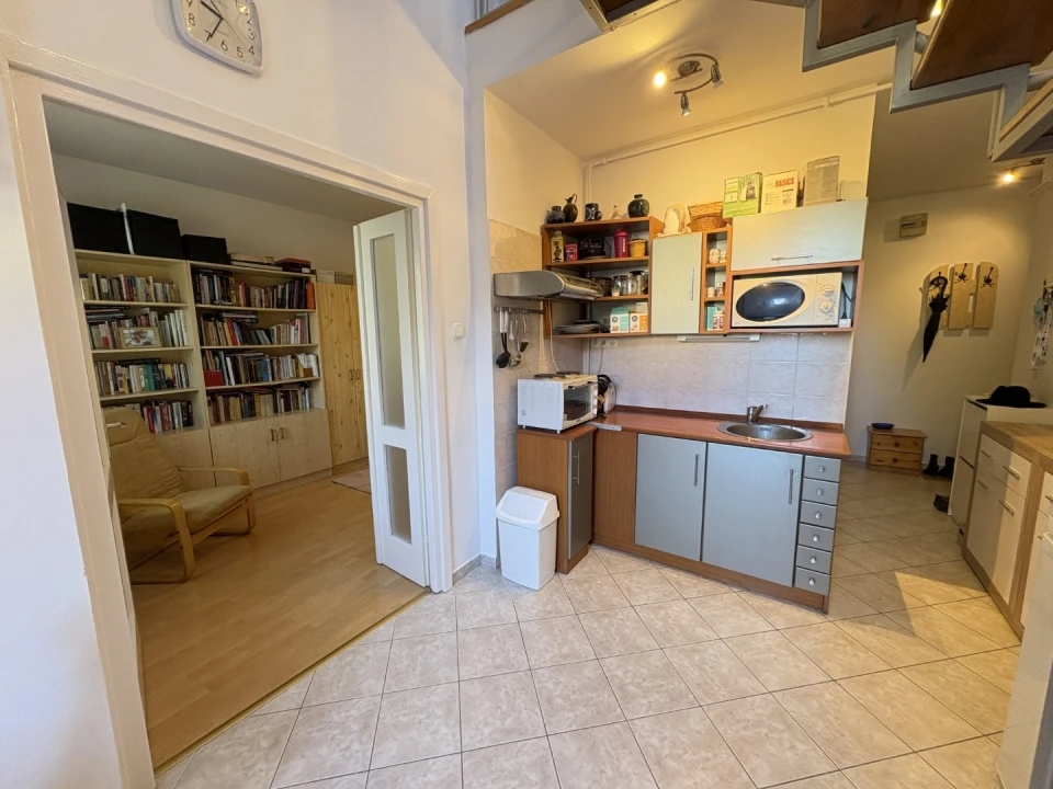 c3-1-name c2-19-name, Kaposvár