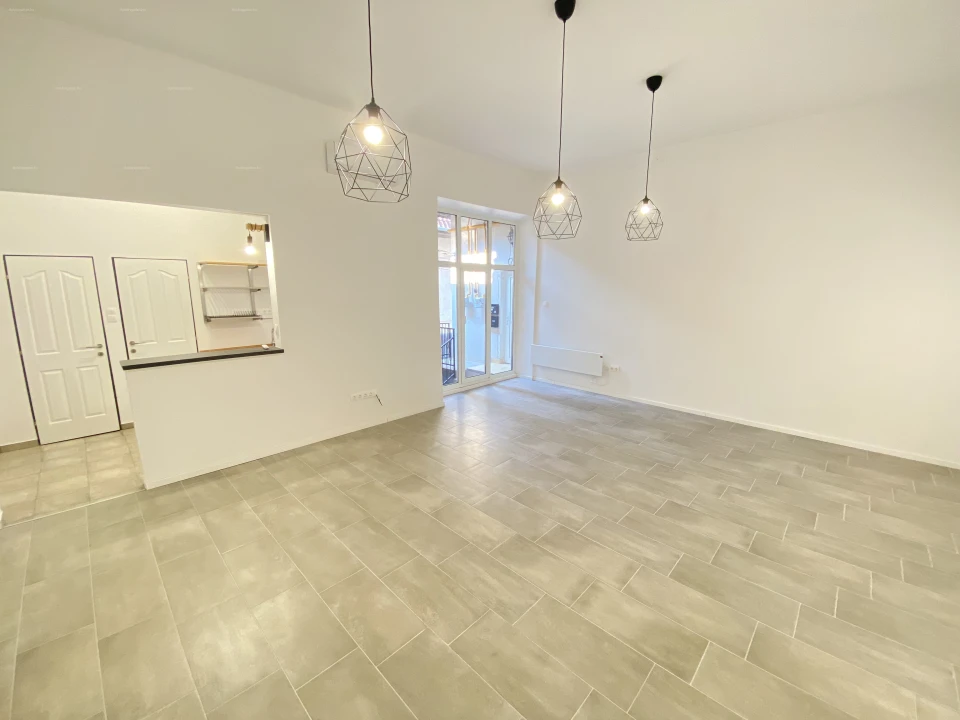 Kiadó téglalakás, Kaposvár