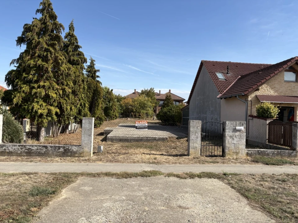 Eladó építési telek, Kaposvár, Kőrösi Csoma Sándor utca