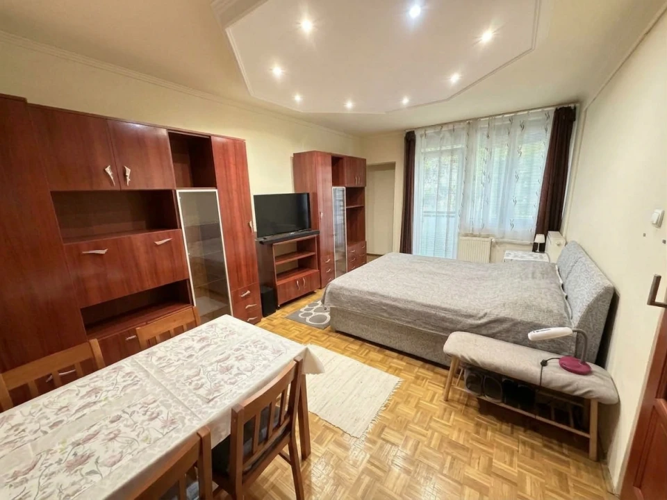 Eladó téglalakás, Kaposvár