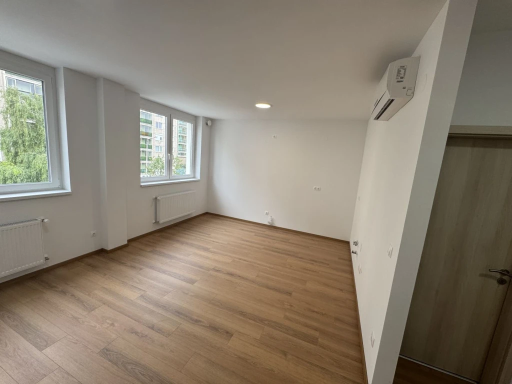 Eladó 34 m2 tégla lakás, Miskolc