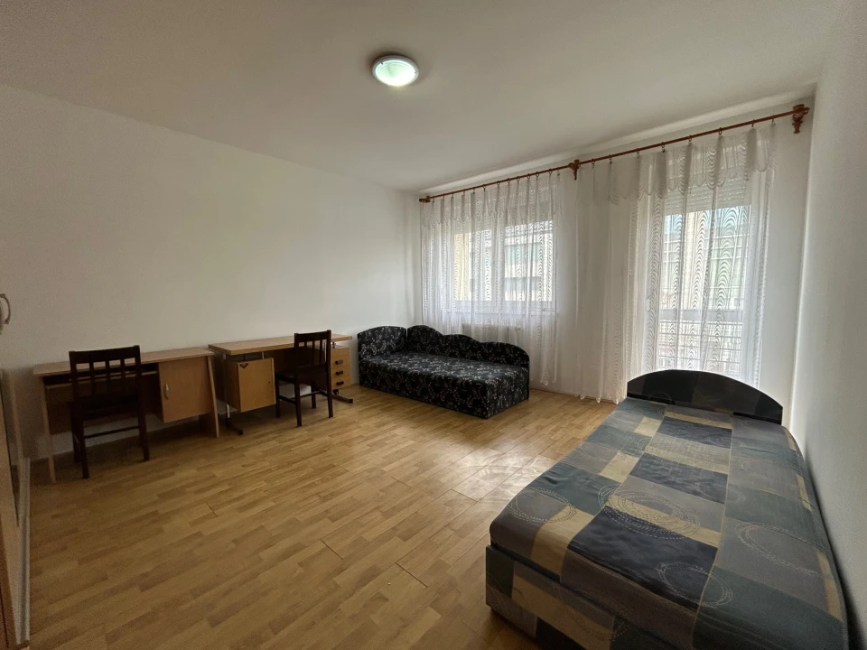 Eladó társasházi lakás, Debrecen