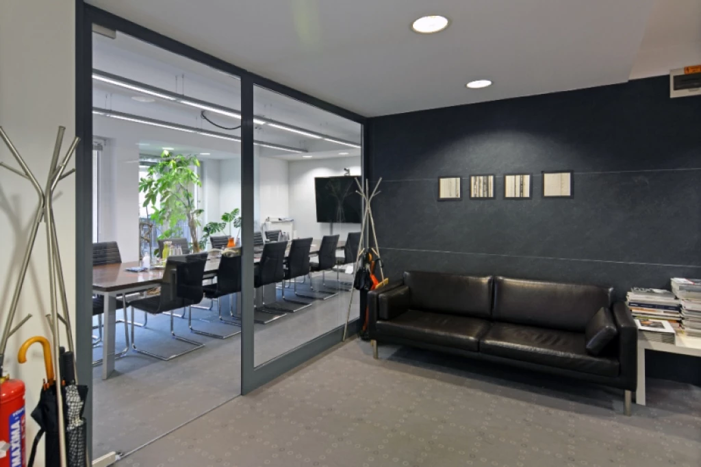 Eladó iroda, irodaház, Budapest IX. kerület, Belső Ferencváros, Mester utca