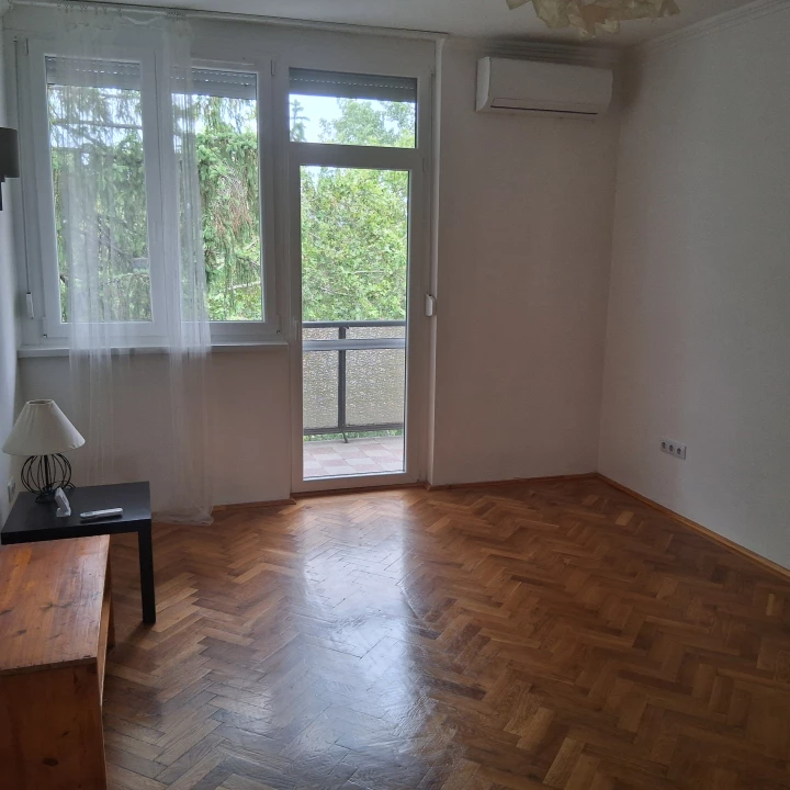 Kiadó téglalakás, Békéscsaba
