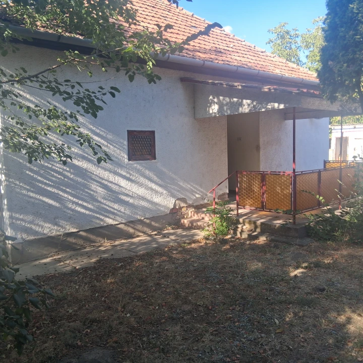 Eladó családi ház, Békéscsaba